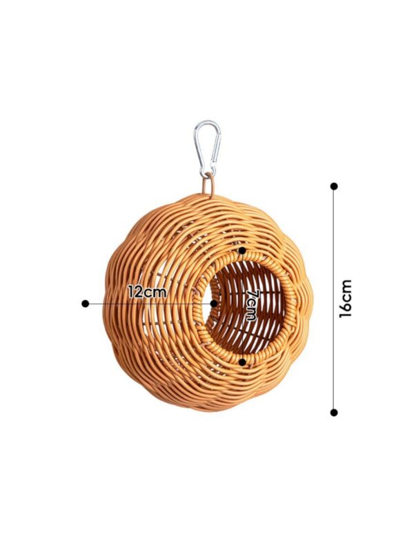 59210B19EABDB0AAFB492C13D8B95E5C Wicker birdhouse