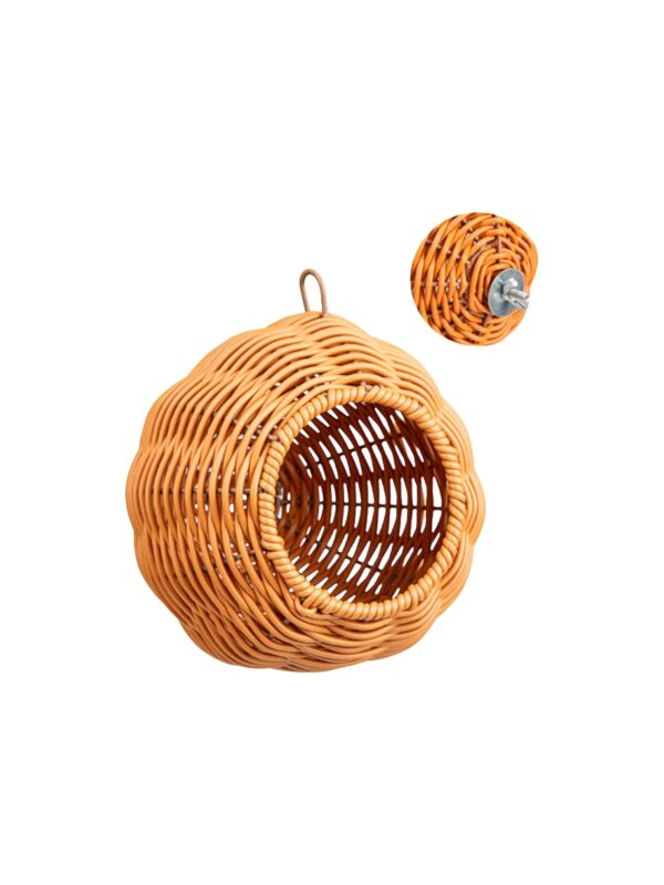 74435ACBB919D2DCAD2B43342F4D2882 Wicker birdhouse