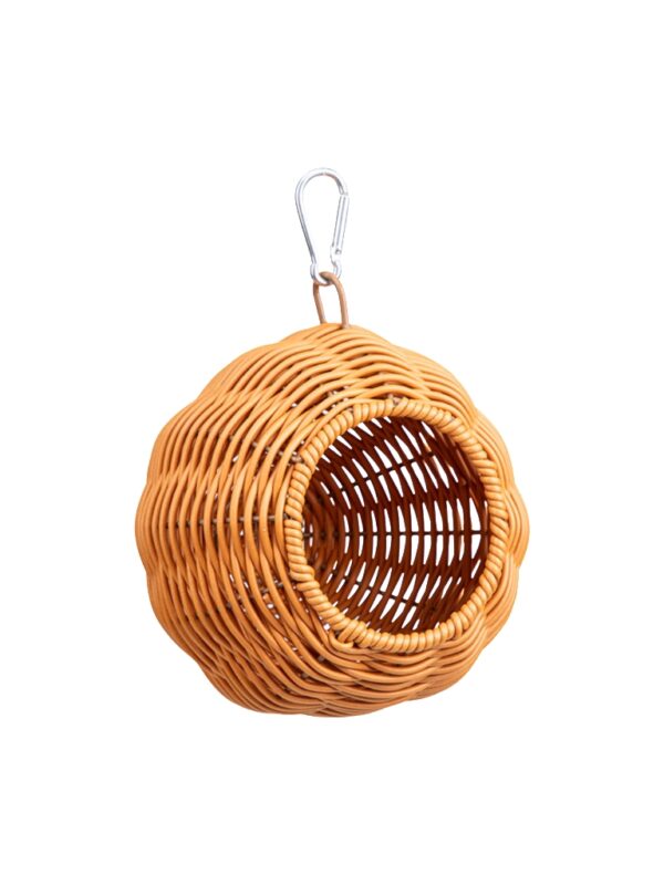 C123FA324D683C18CE4E7F039A42CCB1 Wicker birdhouse